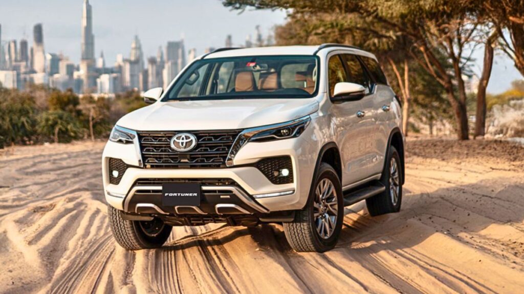 Toyota Fortuner 2025 Facelift Launching in February Priced at ₹34 Lakh